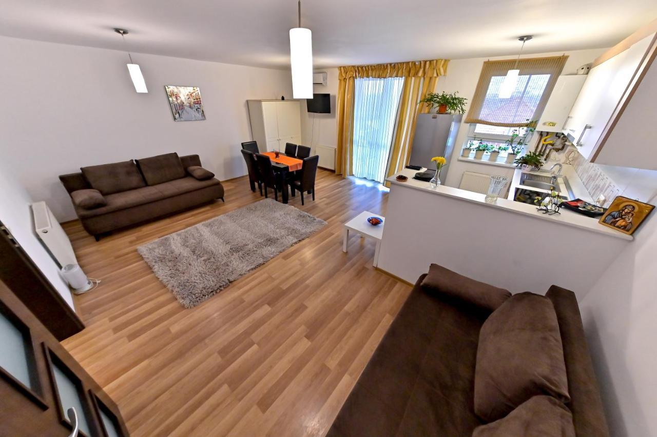 Terezianum Apartments Sibiu Exterior foto